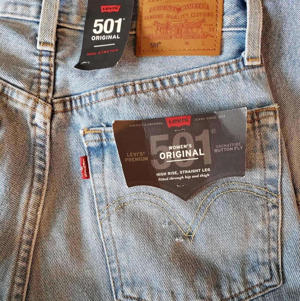 501 Levi's Distressed Straight Cut Jean's - Picture 5 of 6